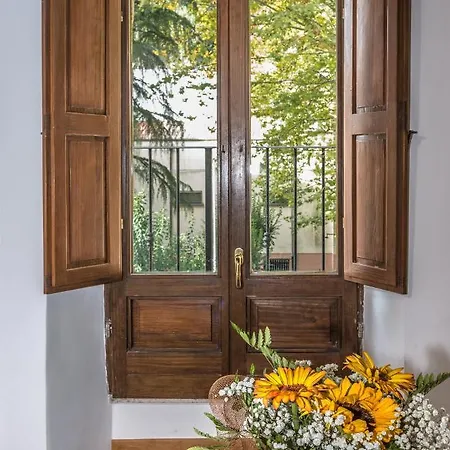 לינה וארוחת בוקר Casa Roma