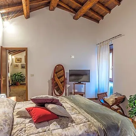 לינה וארוחת בוקר Casa Roma 4*